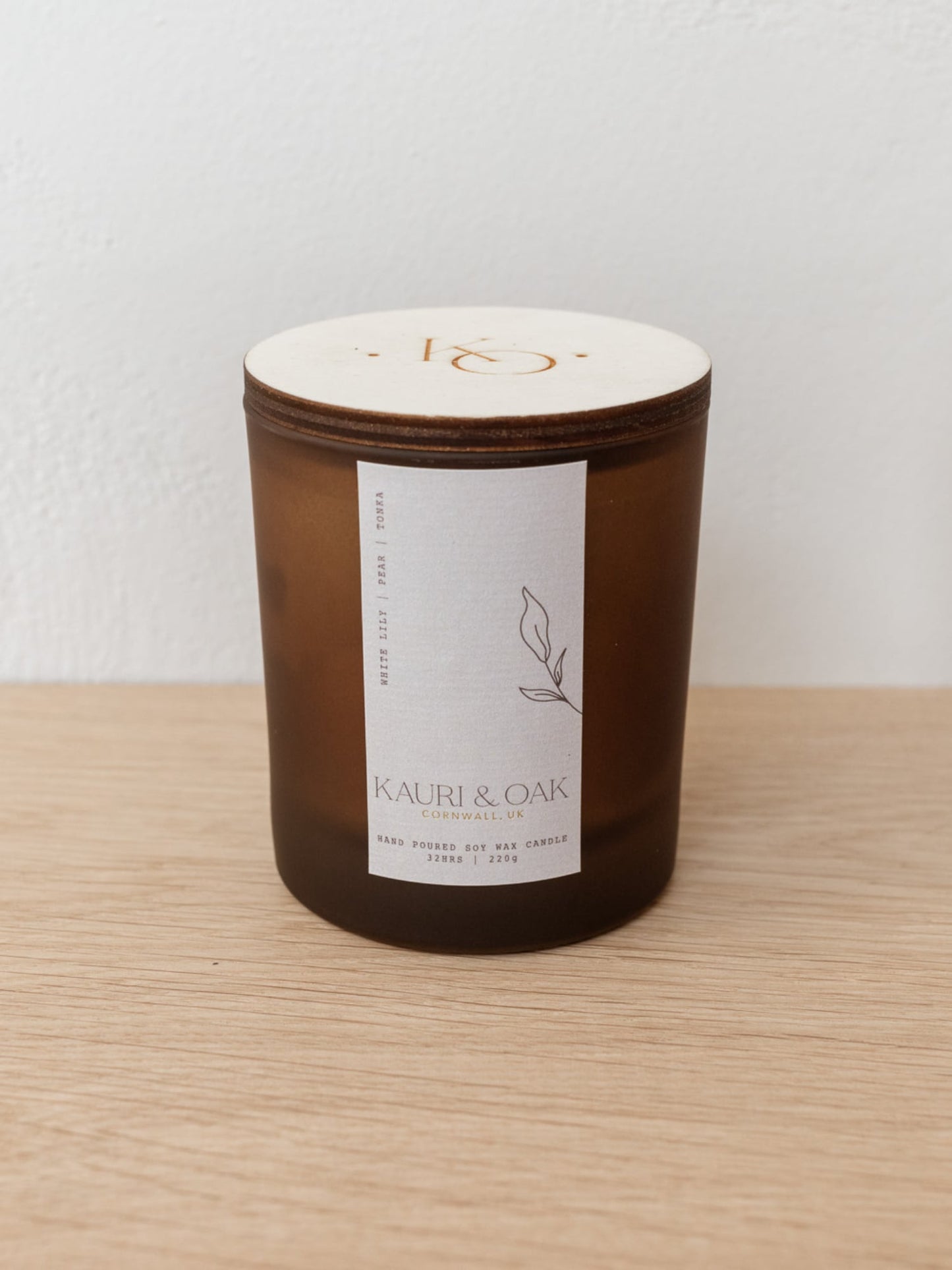 White Lily, Pear, Tonka Candle